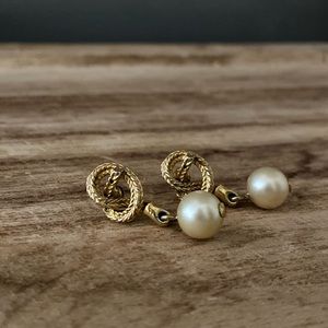 Vintage Gold Knot Pearl Earrings